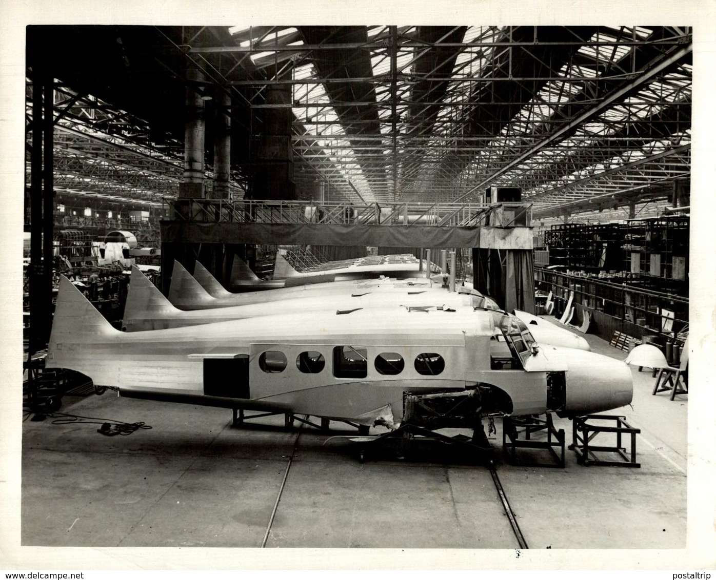 AVRO ANSON   XIX     Royal Air  Force   22* 16 CM - Aviación