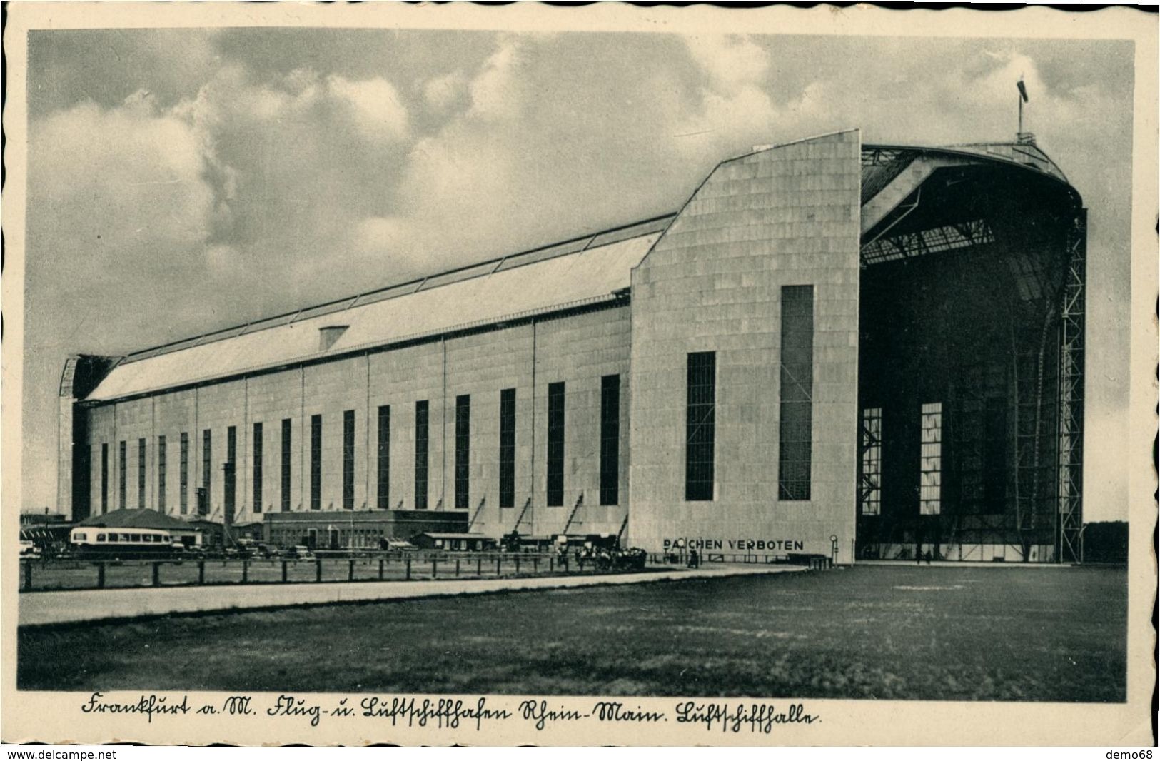 ZEPPELIN  Hangar Allemand à Francfort - Altri & Non Classificati