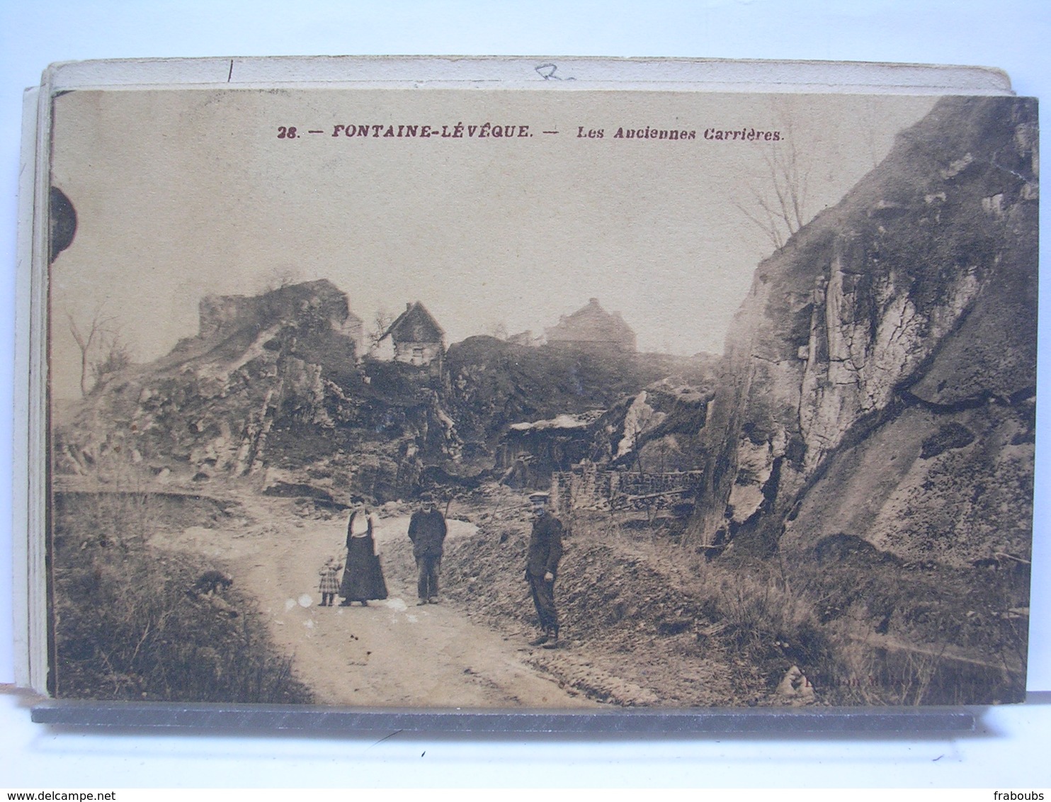 BELGIQUE - FONTAINE LEVEQUE - LES ANCIENNES CARRIERES - ANIMEE - Fontaine-l'Evêque