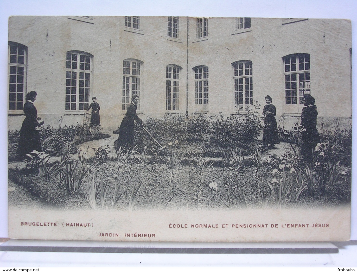 BELGIQUE - BRUGELETTE - ECOLE NORMALE ET PENSIONNAT DE L'ENFANT JESUS - JARDIN INTERIEUR - ANIMEE - 1908 - Brugelette