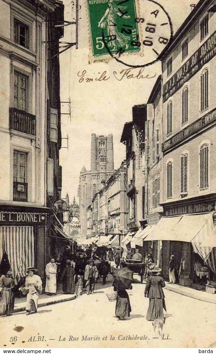 Albi - La Rue Mariès  Et La Cathédrale - Albi