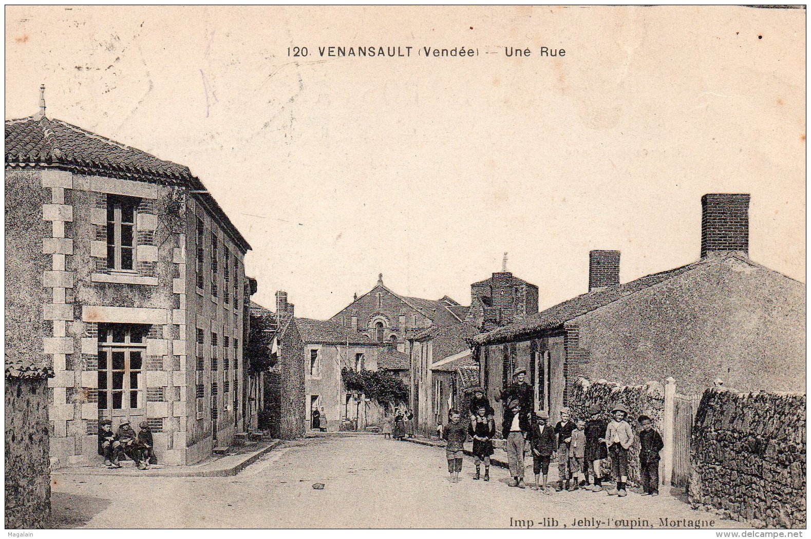 Venansault : Une Rue - Autres & Non Classés