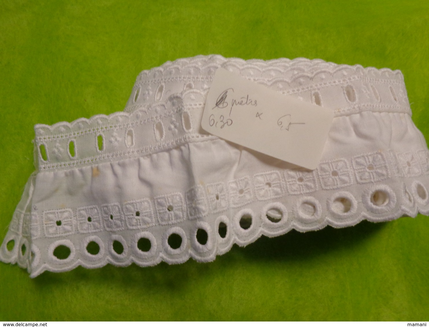 Dentelle Pour Fond De Robe Poupee Ou Autre 6.30 M X 6.5cm Broderie Anglaise - Dentelles Et Tissus