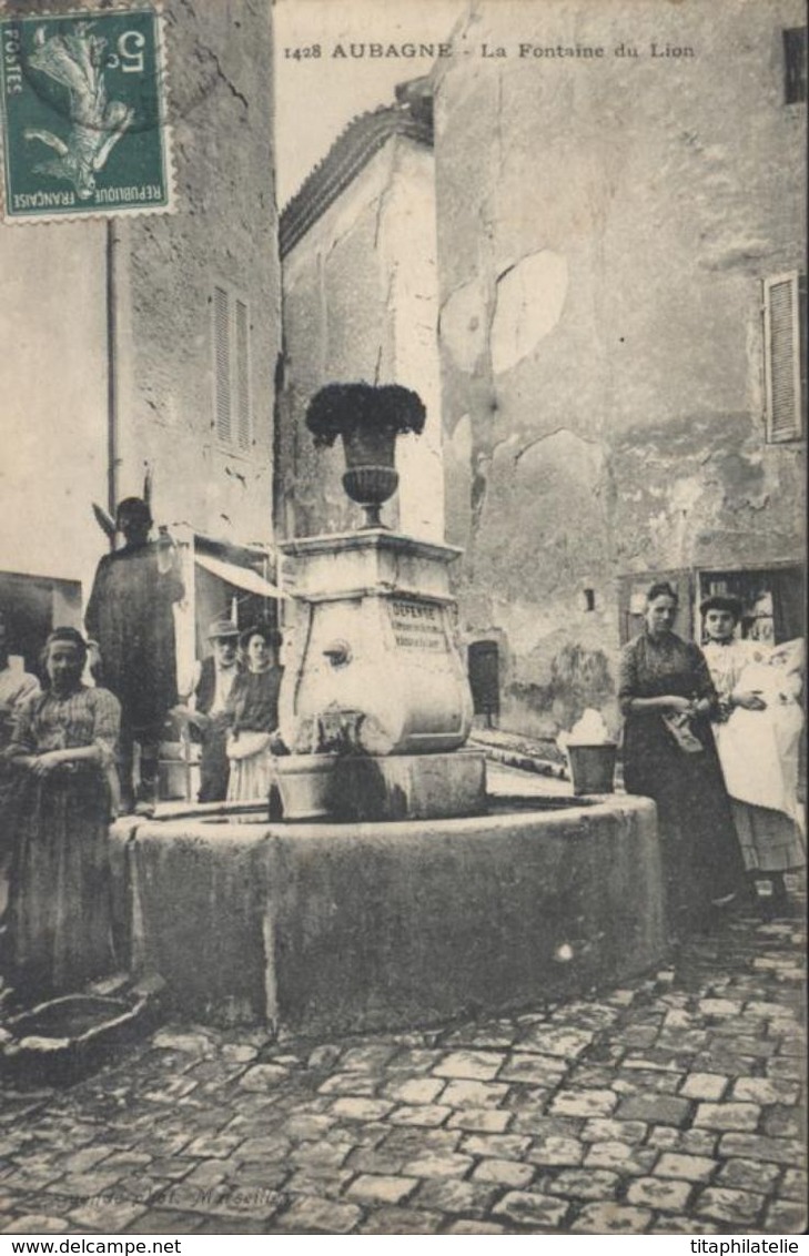 CPA Aubagne La Fontaine Du Lion Animée - Aubagne