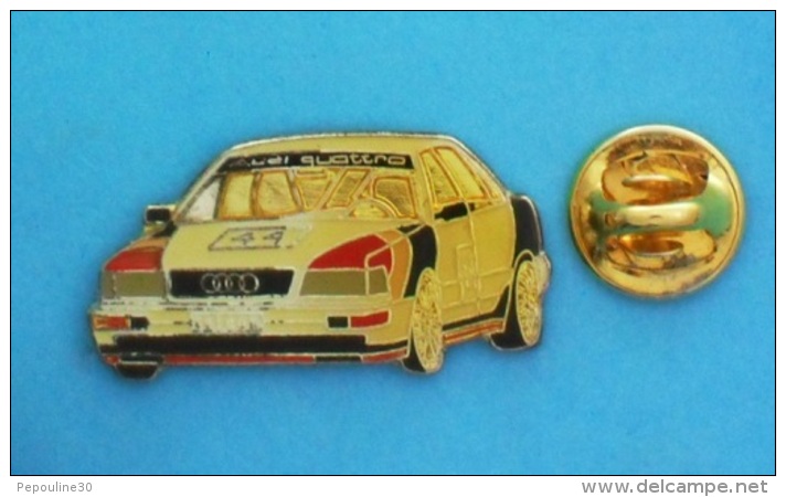 1 PIN'S //   ** AUDI V8 QUATTRO / N°44 ** DTM / 1990 ** - Audi