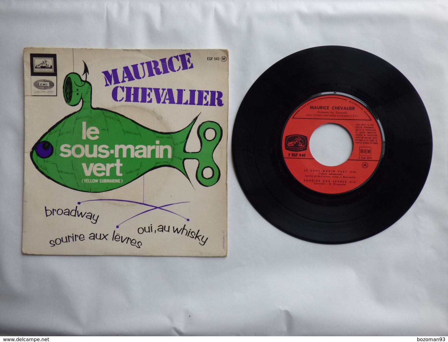 EP 45 T MAURICE CHEVALIER LABEL PATHE EGF 940  LE SOUS MARIN VERT ( YELLOW SUBMARINE ) - Disco, Pop