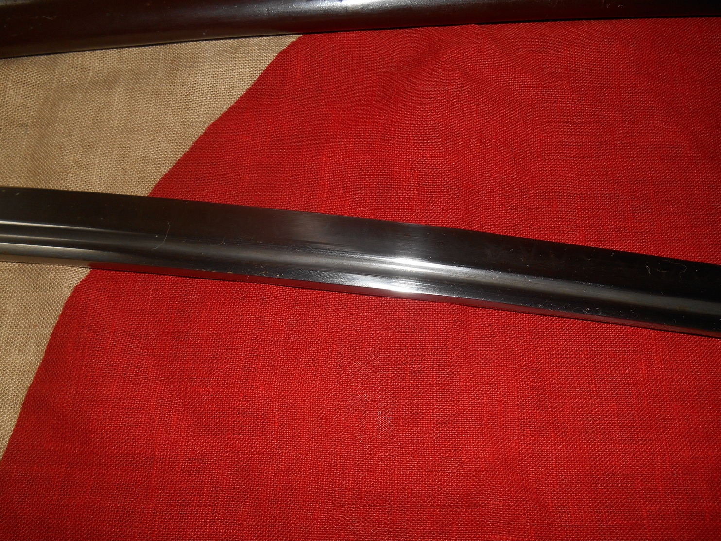 KATANA A IDENTIFIER TYPE KOGARASU-MARU ZUKURI AVEC SIGNATURE