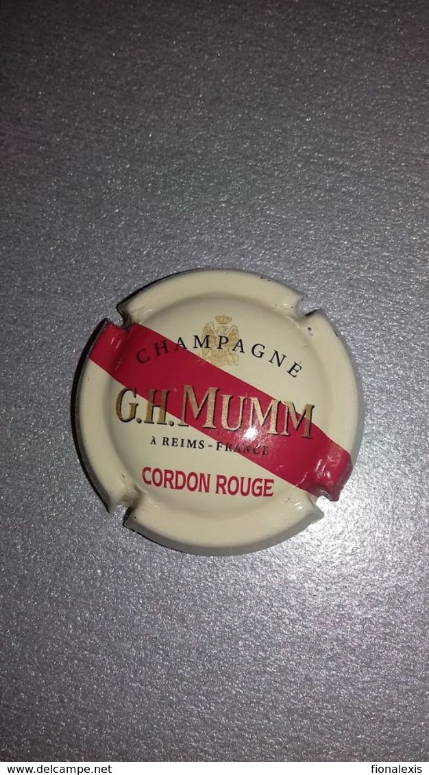 CAPSULE CHAMPAGNE  " G.H.Mumm " Cordon Rouge - Mumm GH