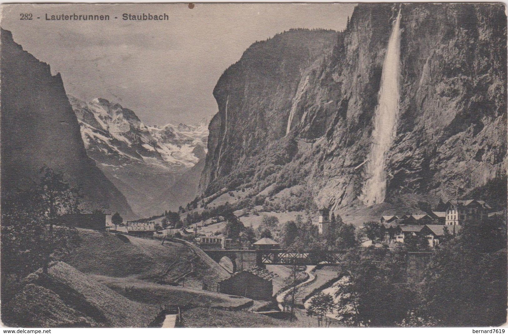 Suisse  Lauterbrunnen Staubbach - Lauterbrunnen