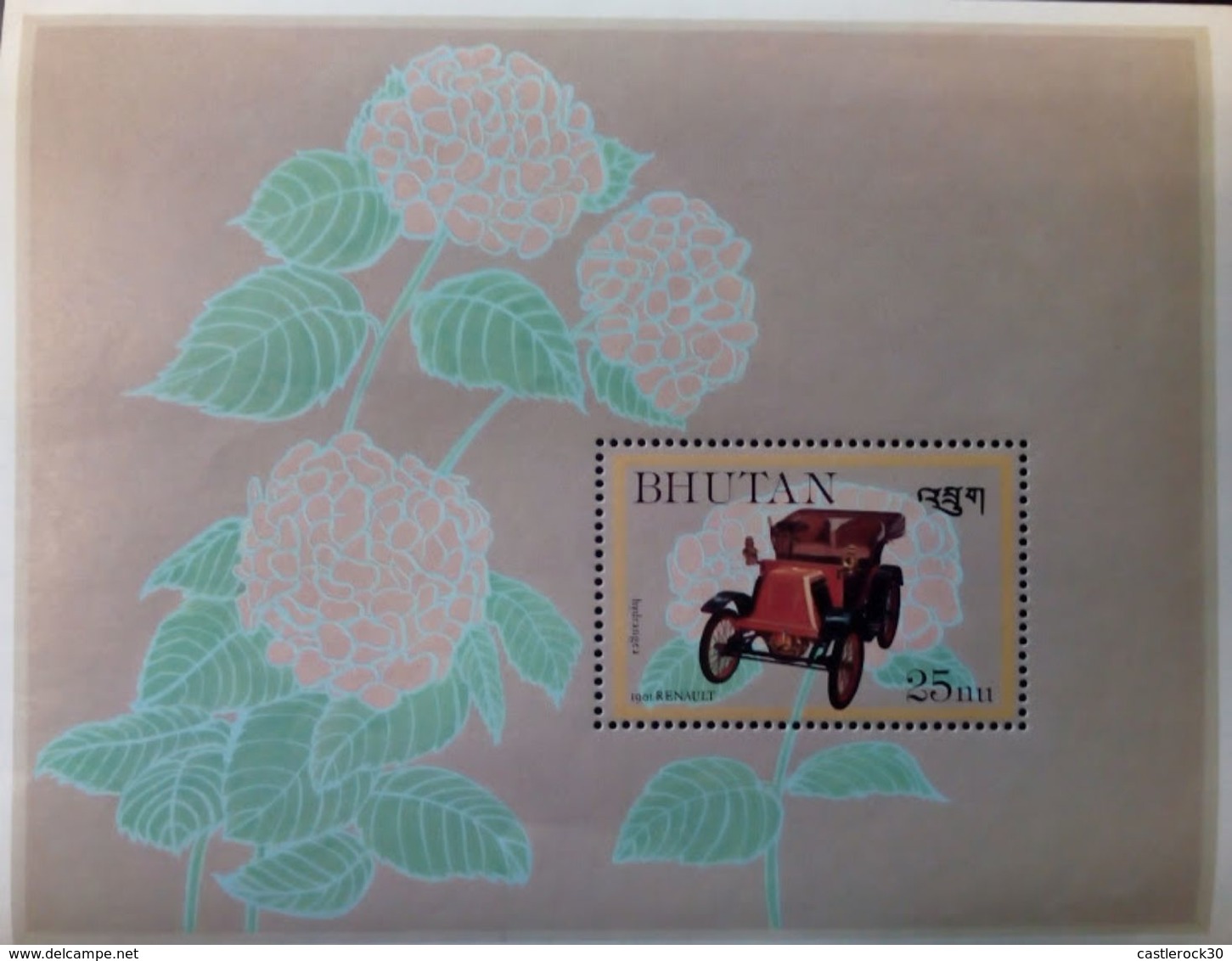 L) 1984 BHUTAN, AUTOMOBILE, OLD CAR, RENAULT, RED, FLOWER, MNH - Bhutan