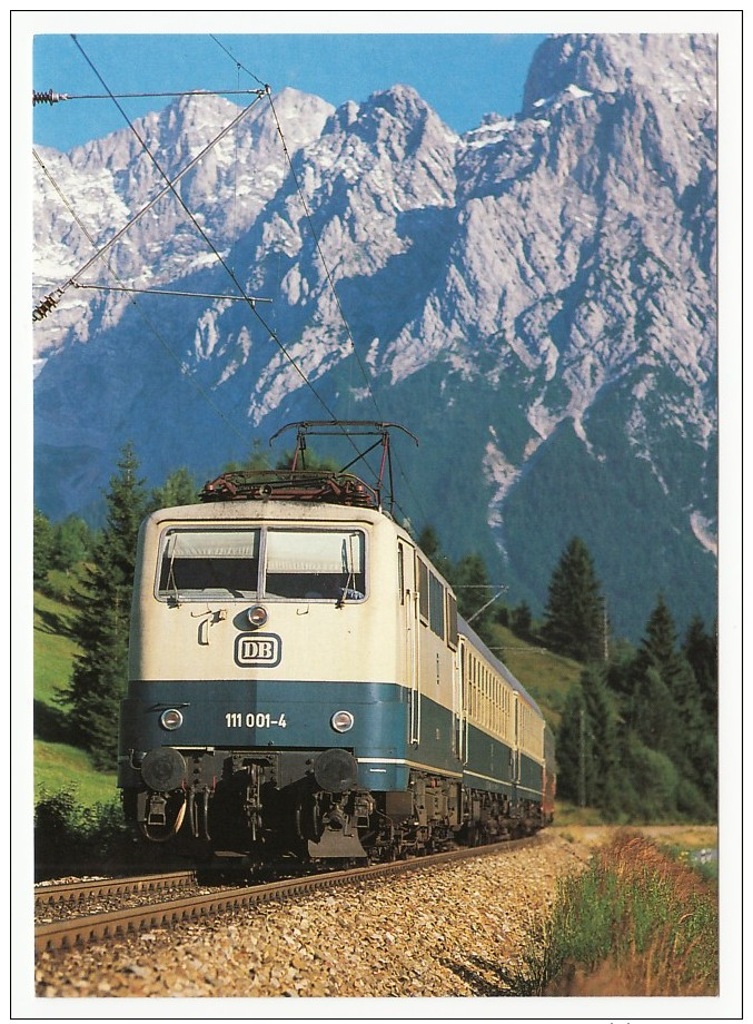 DB - Elektro-Schnellzuglokomotive 111 001-4 Vor Leerzug Am 9.8.1985 Bei Der Schmalenseehöhe Vor Klais/Obb. - Eisenbahnen