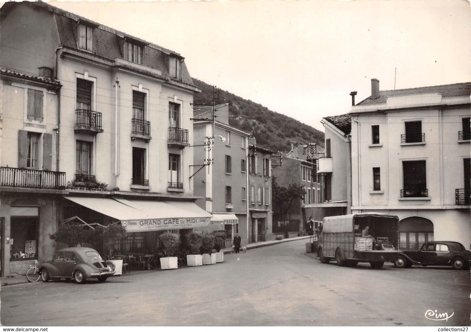 09-LAVELANET- PLACE ALBERT-GABARROU- ET ROUTE DE BELESTA - Lavelanet