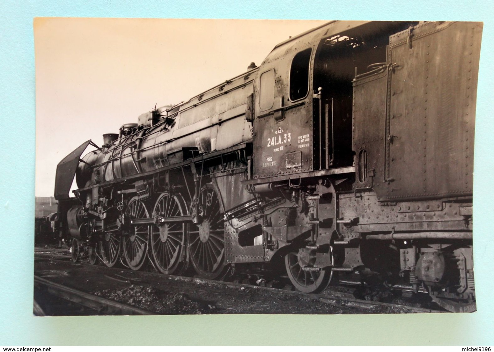 Photo GP Locomotive 241A  Dépot De La Villette Cliché Schnabel  Octobre1955 - Trains