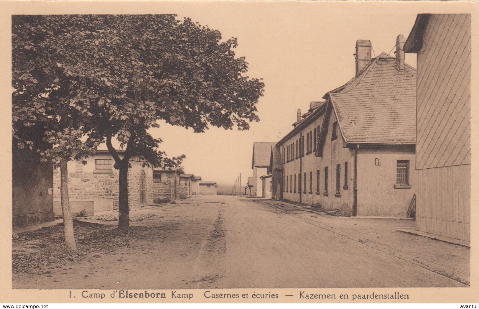 ELSENBORN / CAMP / CASERNES ET ECURIES - Elsenborn (Kamp)