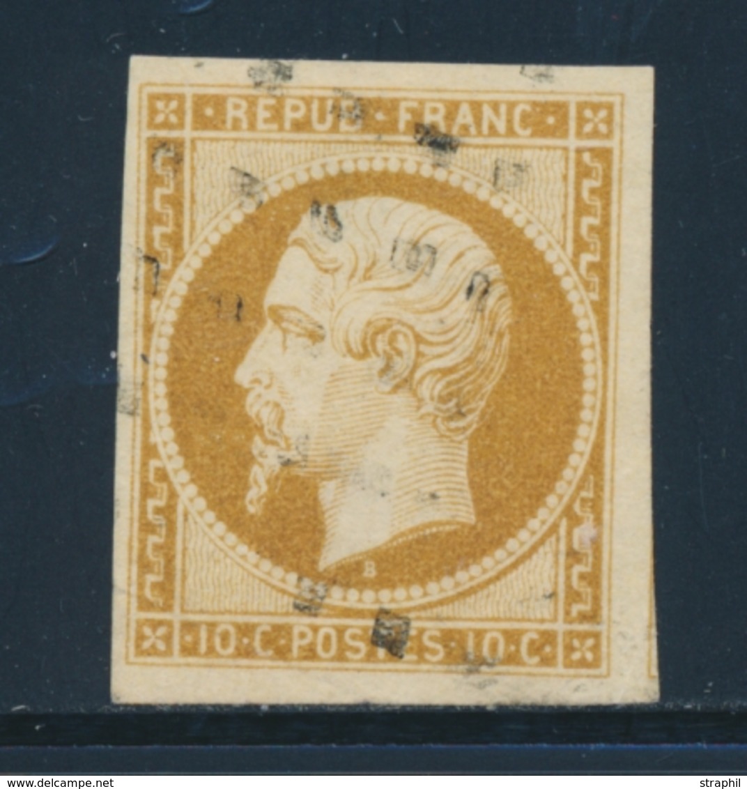 O N°9 - 10c Bistre Jaune - Obl. Gros Points - Pli D'angle - Asp. TB - 1852 Louis-Napoléon