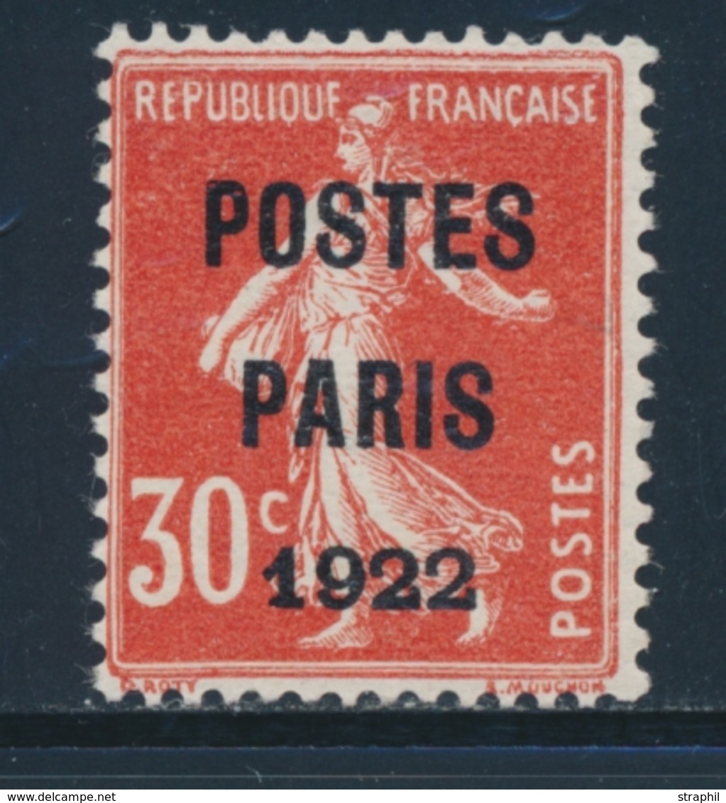 (*) N°32 - 30c Rouge - Décentré - Sinon TB - 1893-1947