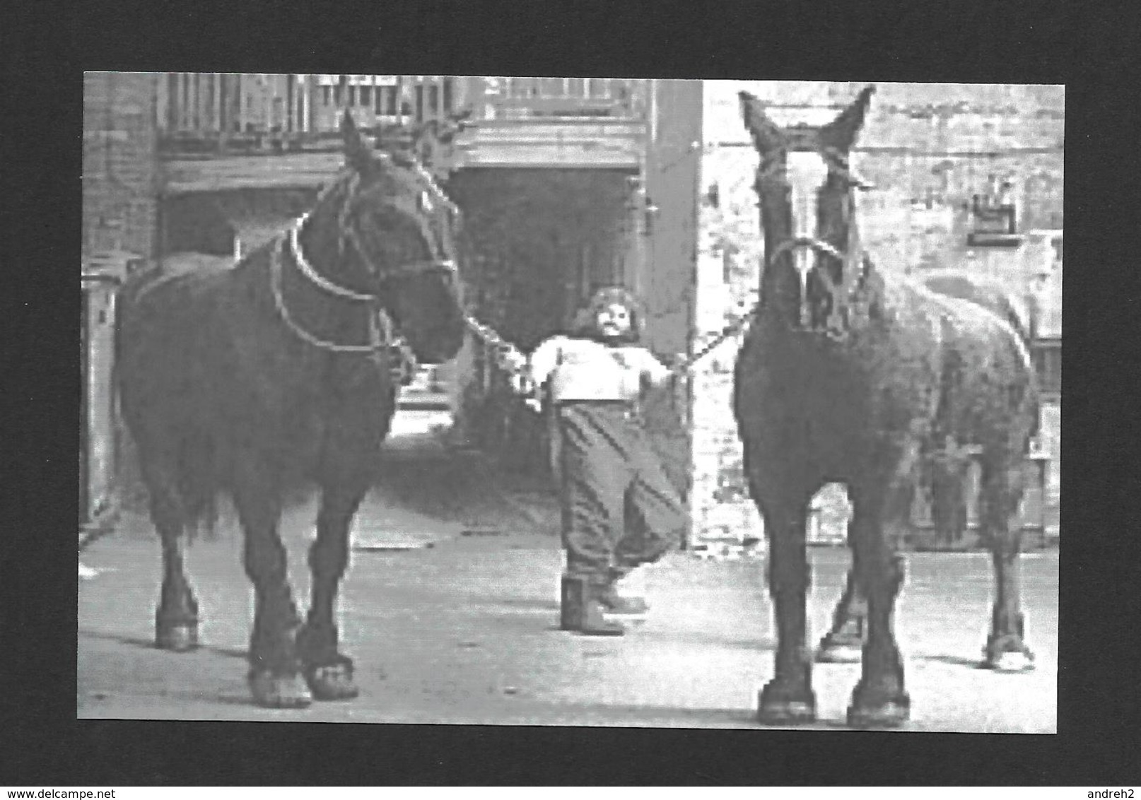 SPORTS - LE GRAND ANTONIO LUTTEUR ET HOMME FORT - LE GRAND ANTONIO QUI RETIENS 2 CHEVAUX - Lutte