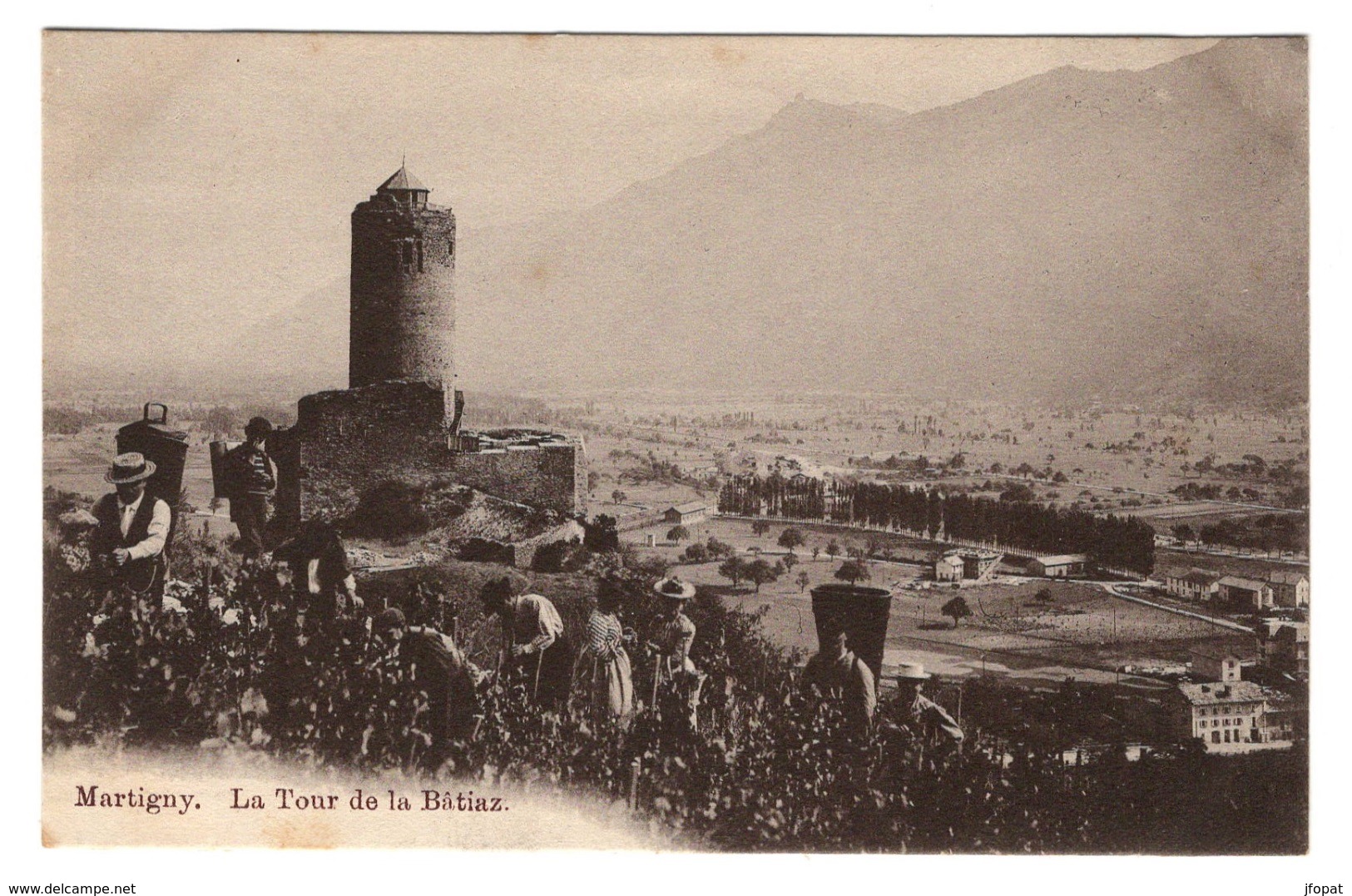 SUISSE -  MARTIGNY La Tour De La Bâtiaz, Vendanges - Martigny