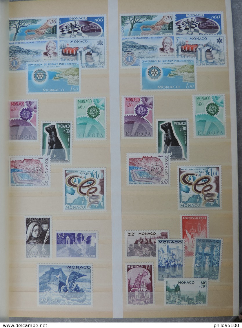 Album De Timbres Neuf MONACO , Rep.S.MARINO , VATICAN , LIECHTENSTEIN. - Collections, Lots & Séries