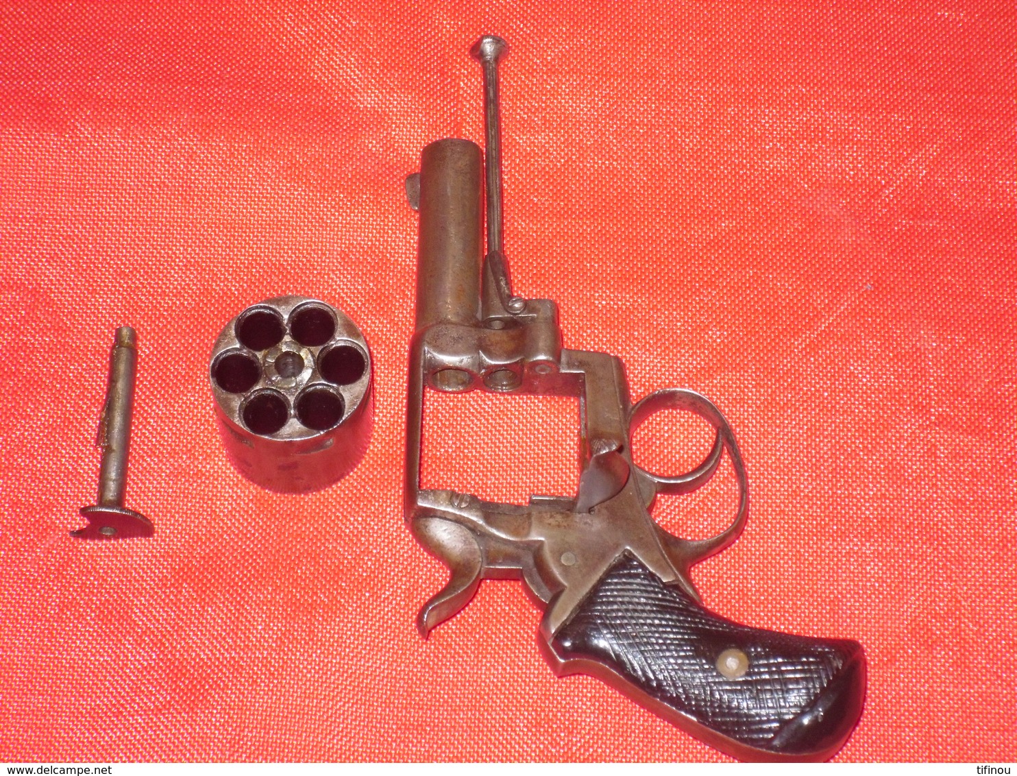 REVOLVER BULLDOG 1878 P-N- 380