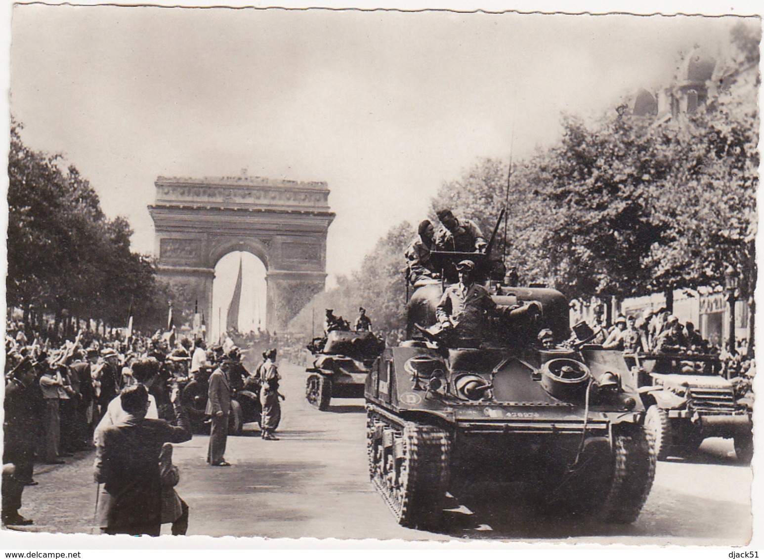 LIBERATION DE PARIS - Tanks De La Division Leclerc - Tanks Of The Leclerc Division - Guerra 1939-45