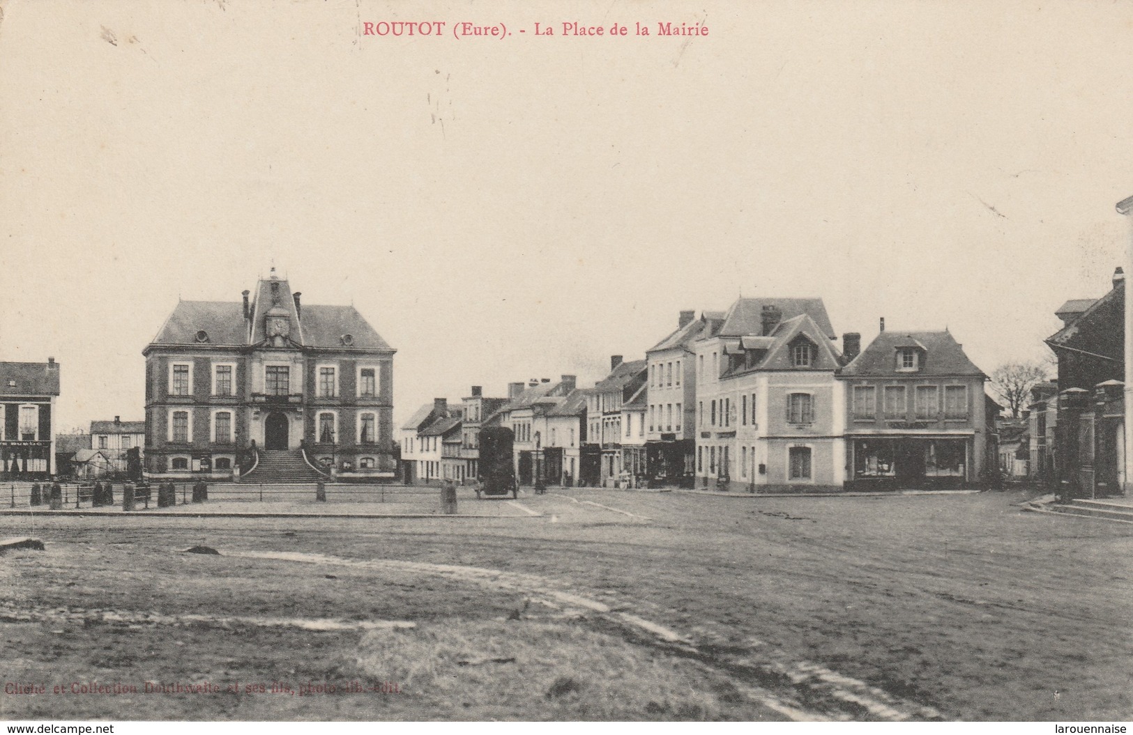27 - ROUTOT - La Place De La Mairie - Routot