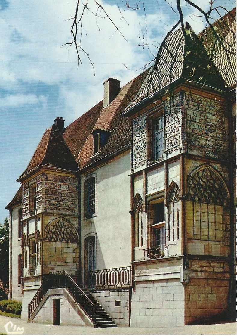 71 - CLUNY - Palais De J. D'Amboise - Cluny