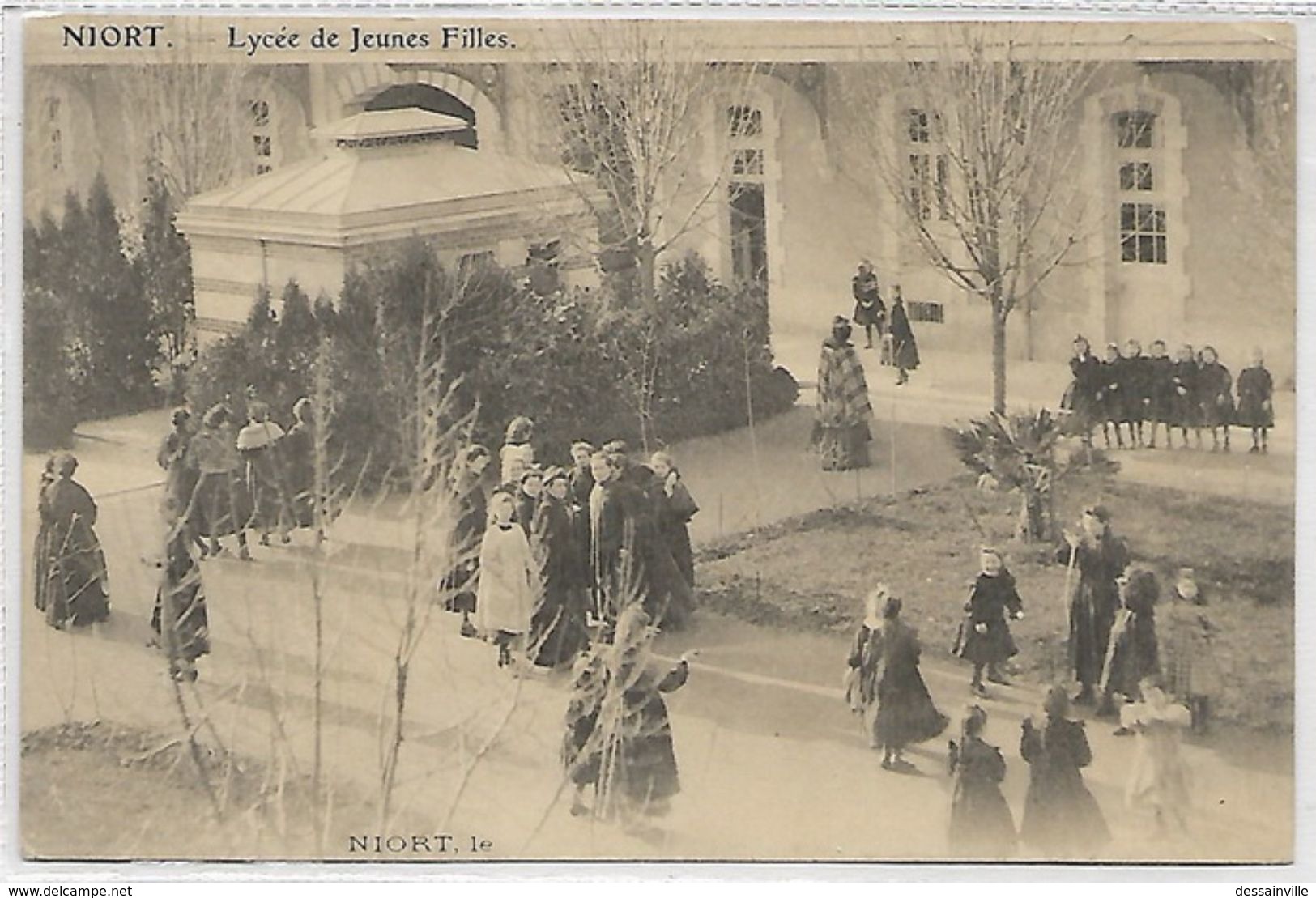 NIORT - Lycée De Jeunes Filles - Niort