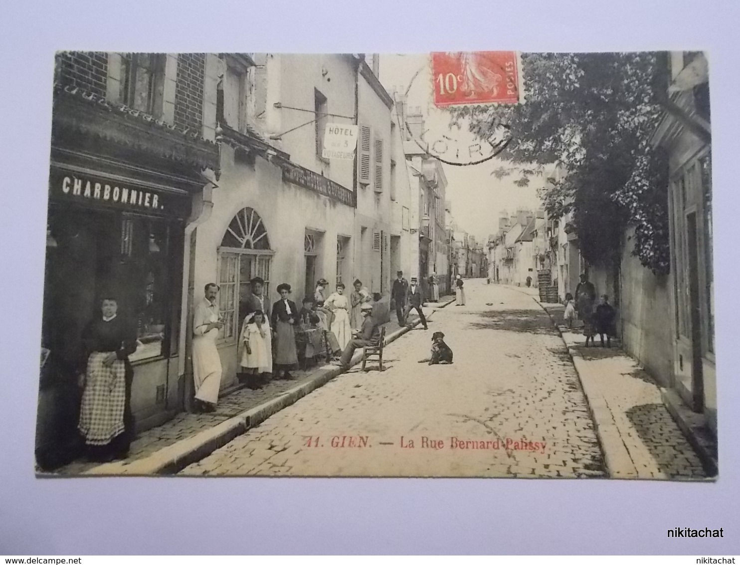 GIEN-La Rue Bernard Palissy-Hotel Des 3 Voyageurs - Gien