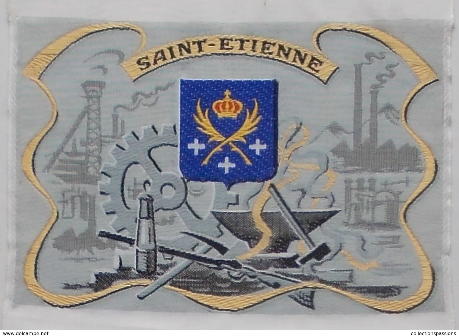 - Tissé Sur Soie - L'industrie Et La Mine. Saint Etienne - Blason De La Ville - - Tapis & Tapisserie