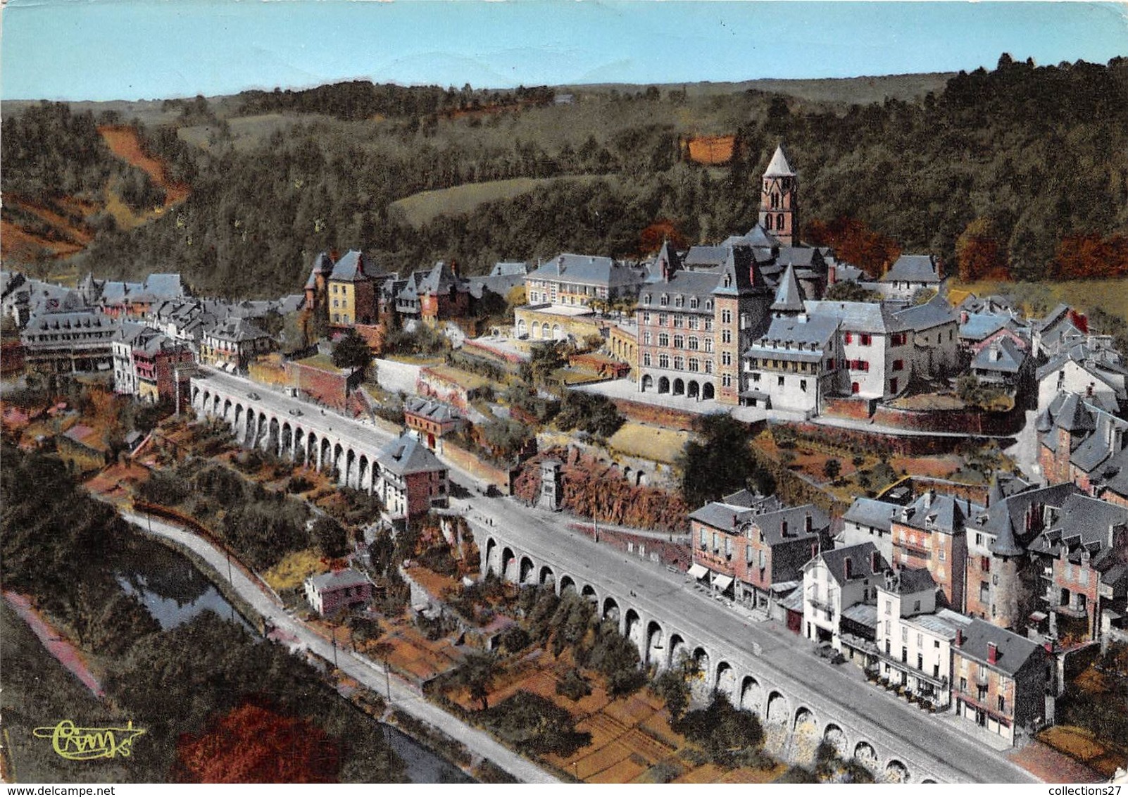 19-UZERCHE- VUE  PANORAMIQUE - Uzerche