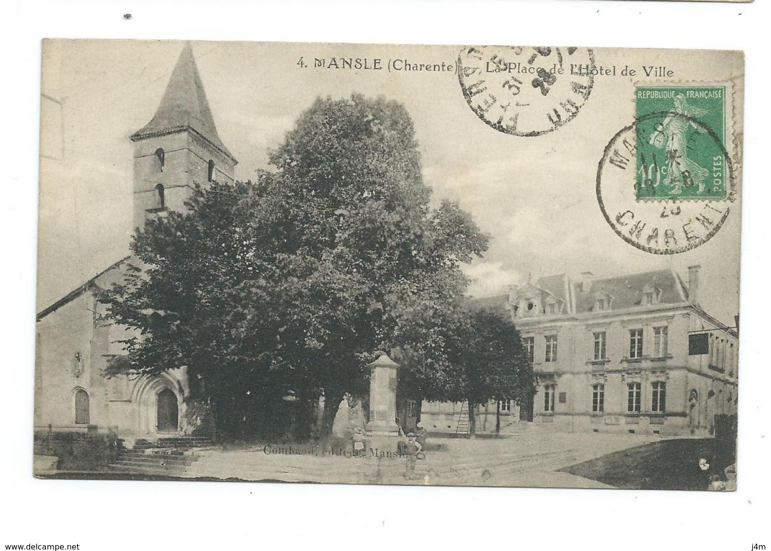 16/ CHARENTE... MANSLE. La Place De L'Hôtel De Ville - Mansle