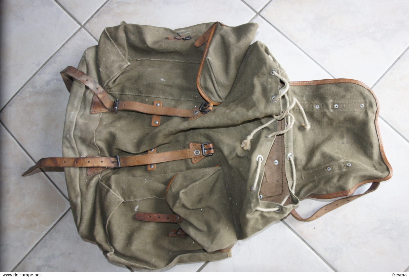 Sac Militaire Tres Bon Etat - Equipement