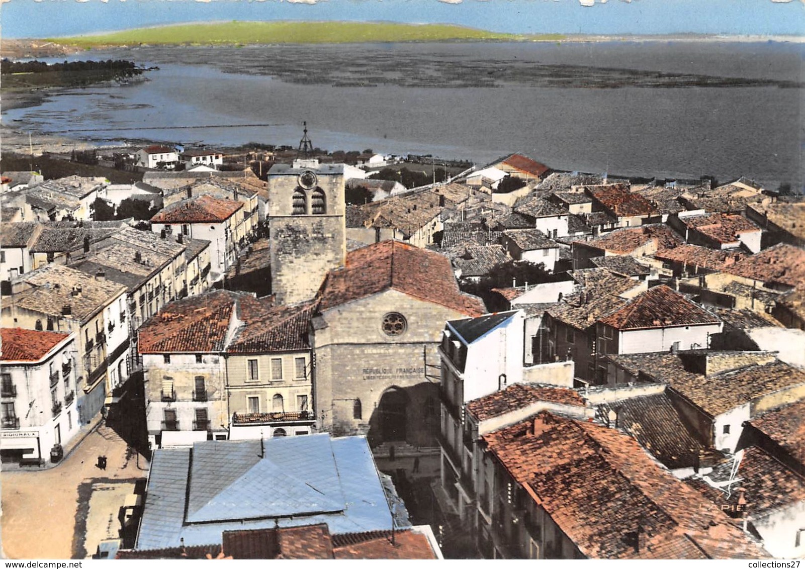 34-MEZE- VUE DU CIEL L'EGLISE - Mèze