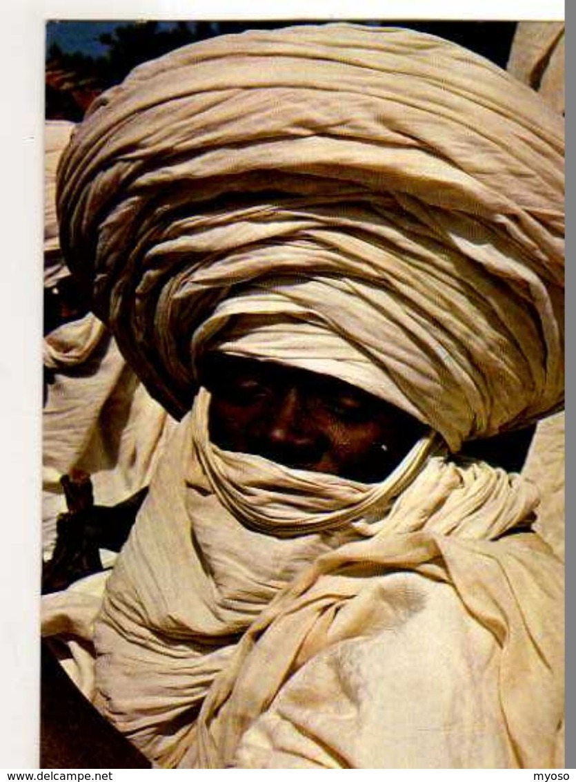 BURKINA FASO Markoye Sur Le Marche Jeune Homme Au Magnifique Turban - Burkina Faso