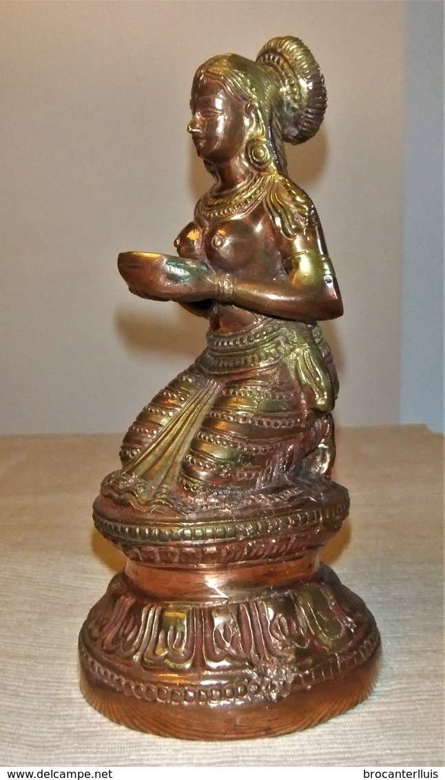 FIGURA DE BRONCE Y COBRE DE LA INDIA - Arte Asiático