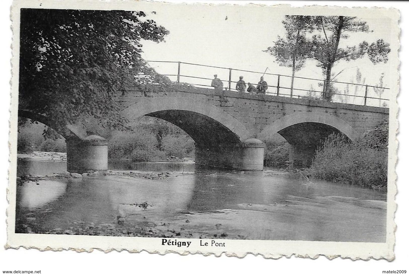 PETIGNY (5660) Le Pêcheur Sur Le Pont - Couvin