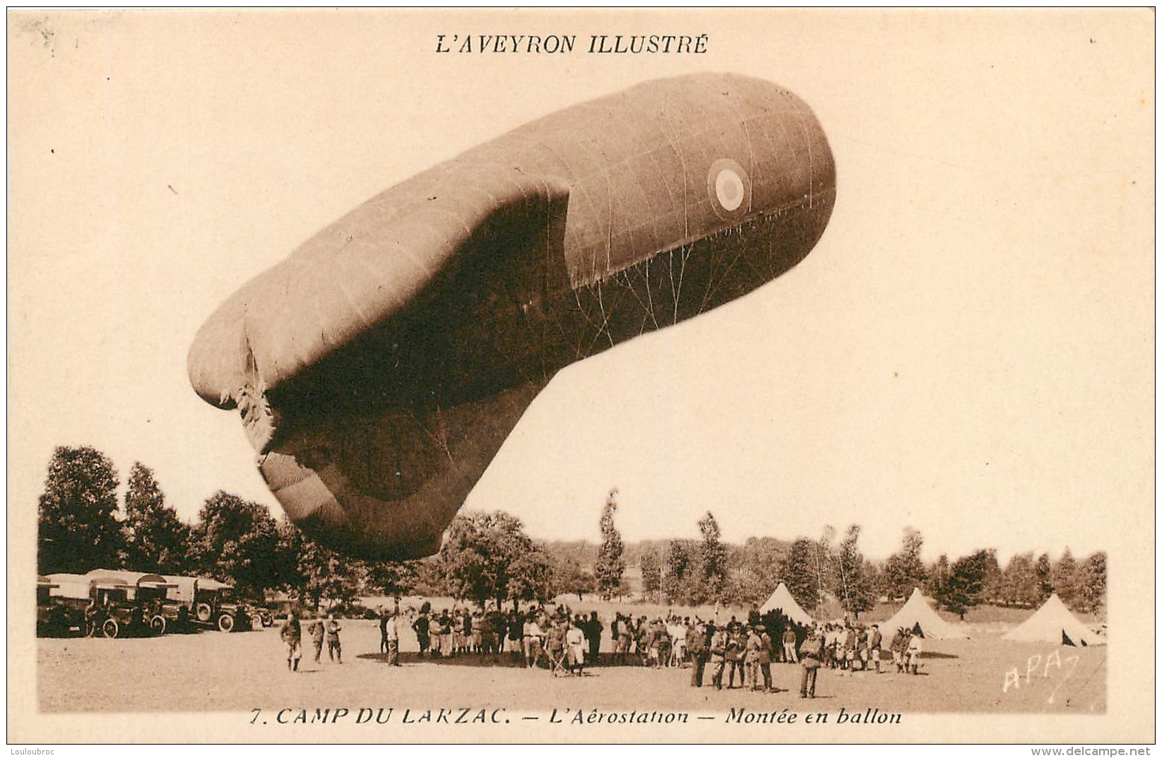 AEROSTATION MONTEE D'UN BALLON CAMP DU LARZAC - Zeppeline