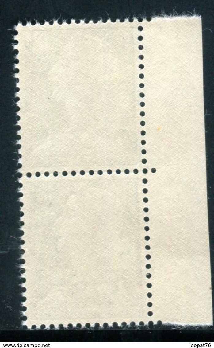 France - N° 1011A  ,1 Exemplaire Type I Avec Une Petite Boucle D 'oreille Tenant à 1 Normal , Neufs Luxes - Ref V481 - Neufs
