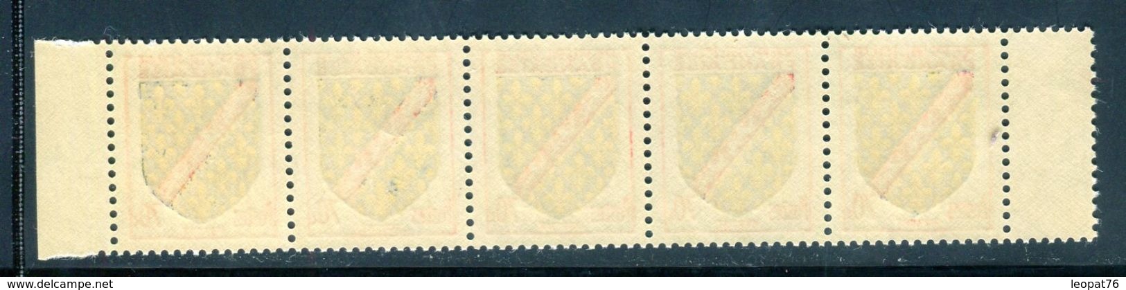 France - N° 1045 ,1 Bande De 5 Avec Un Dégradé De La Couleur Bleue - Ref V497 - Unused Stamps
