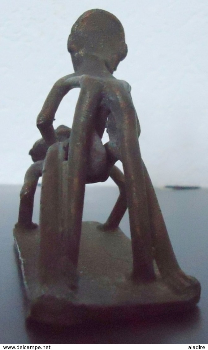 Bronze, Cire Perdue - Afrique De L'Ouest, Duo érotique, Oeuvre Unique - Poids Emballé 400 G. - 9 Cm X 7 Cm - Arte Africana