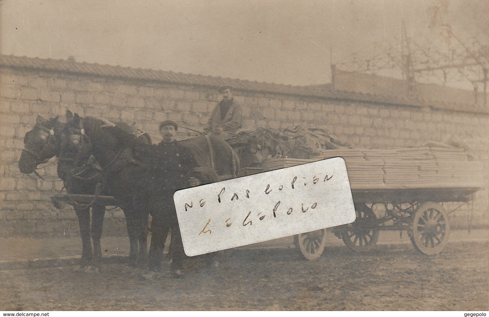 Bel Attelage Maison DELLION à Localiser ( Carte Photo à Destination De Sa Famille DELLION  à Lardy 91 ) - A Identifier