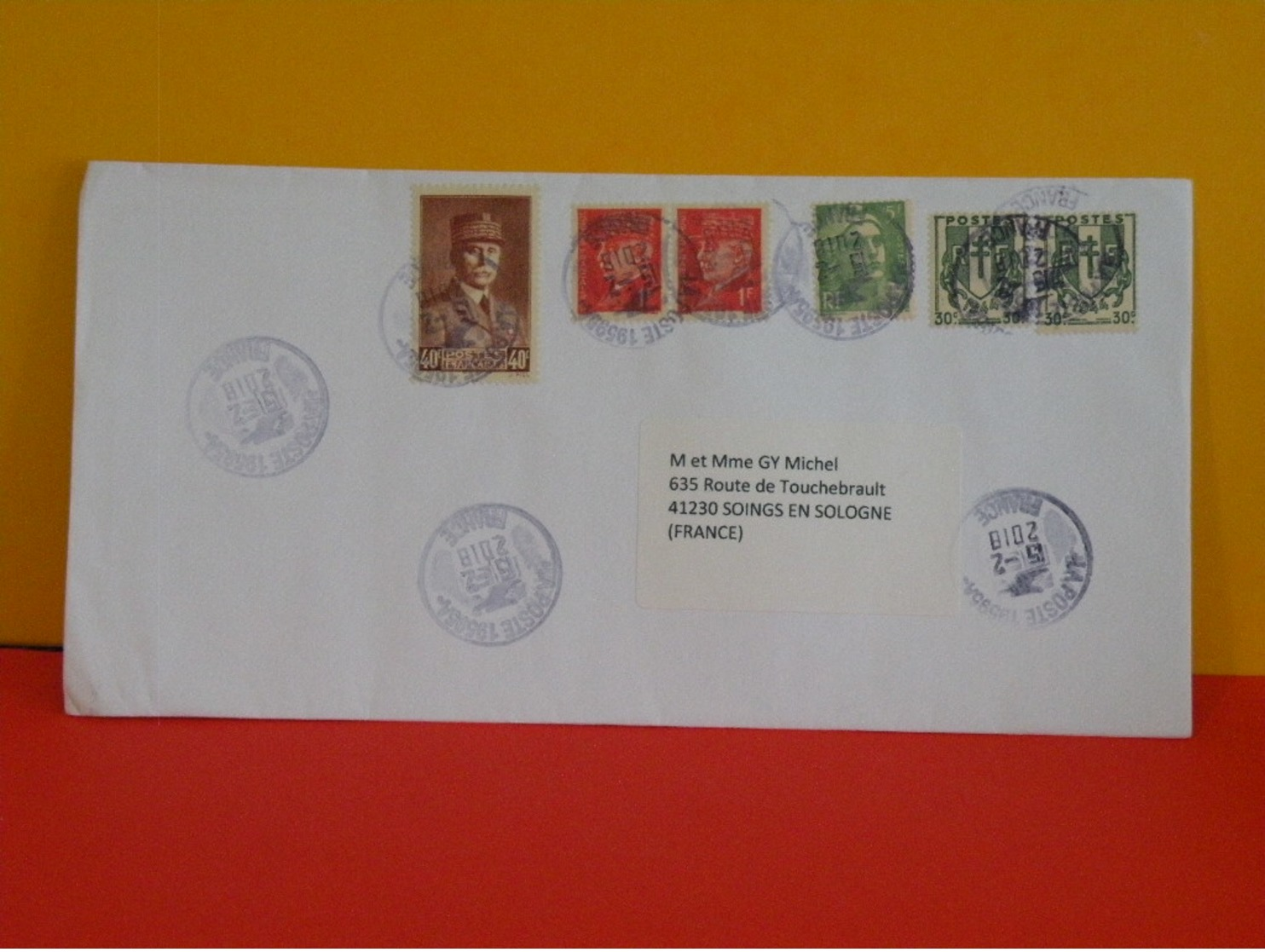 France > Lettre Timbres (Pétain) Anciens Affranchissement De La Réunion Le 15.2.2018 - Lettres & Documents