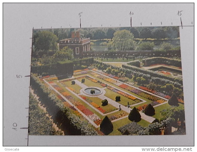 P.1 - Hampton Court Palace - Middlesex - (3299) - Middlesex