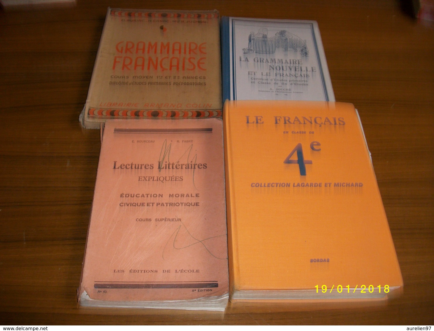 Lot N° 2 De 9 Livres - Wholesale, Bulk Lots