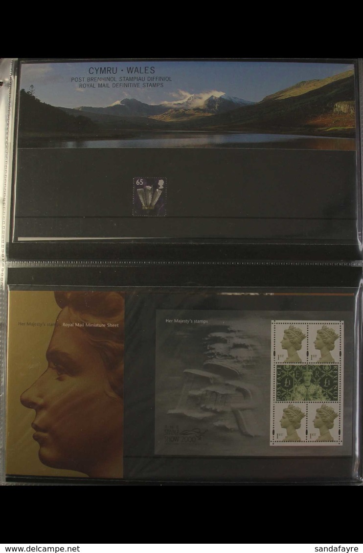 2000-2003 PRESENTATION PACK COLLECTION Presented In A Dedicated Royal Mail Album. Includes A Highly Complete Range Of De - Sonstige & Ohne Zuordnung