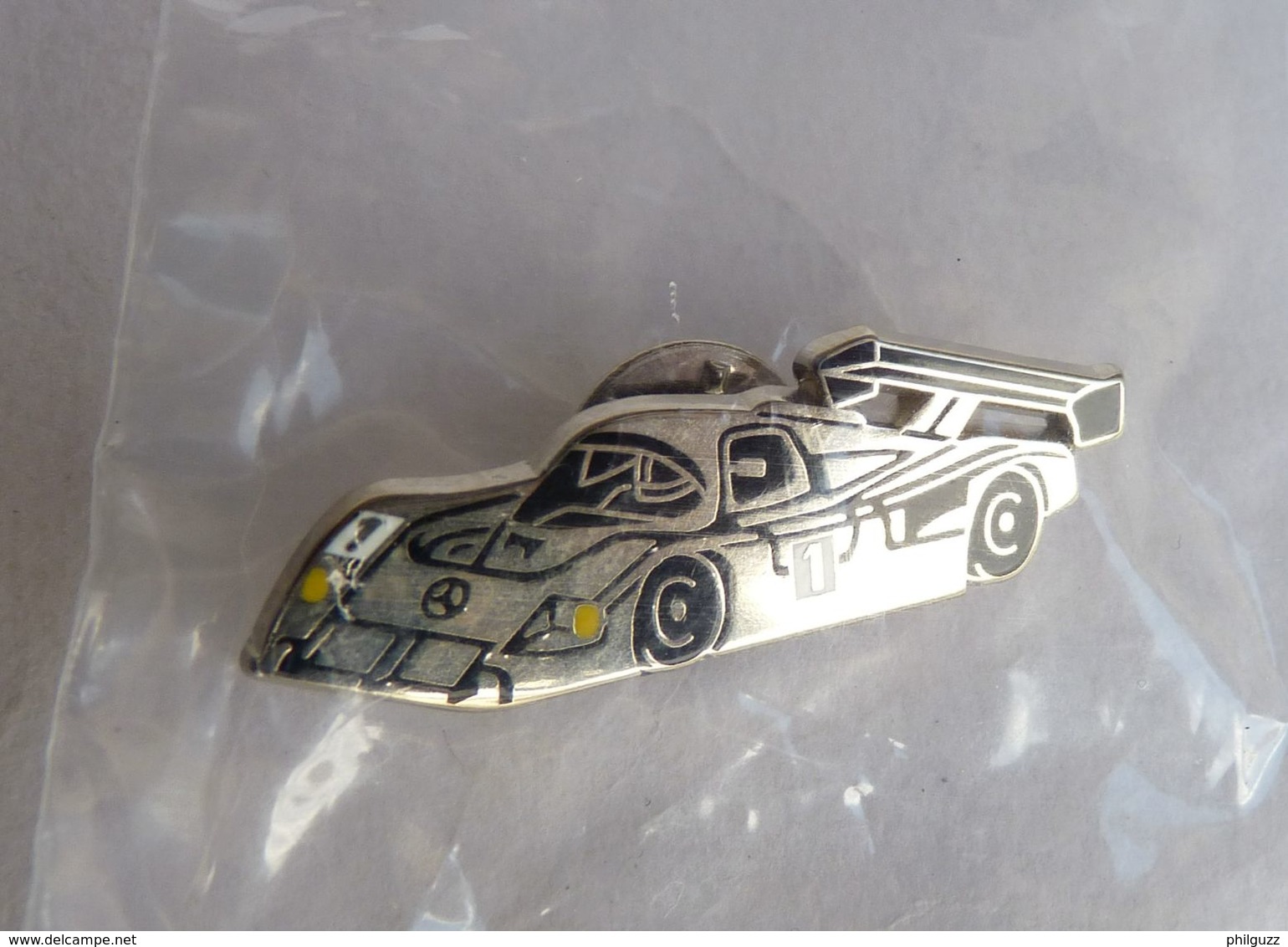 PIN's ARTHUS BERTRAND MERCEDES VOITURE AUTOMOBILE COURSE F1 - Renault