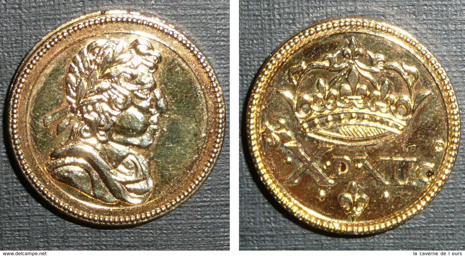 Copie D'une Ancienne Pièce De Monnaie En Métal Doré, Empereur à Couronne De Laurier, ?? Napoléon ??X.D.XII.c Lys - Onbekende Oorsprong