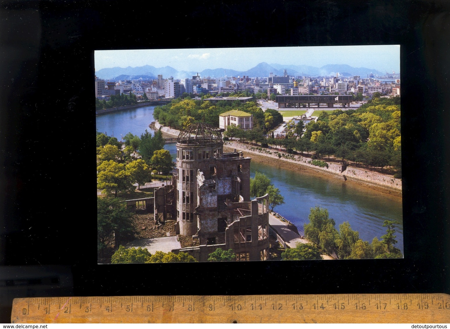 HIROSHIMA Japan : Atomic Bombed Dome & Peace Park - Hiroshima