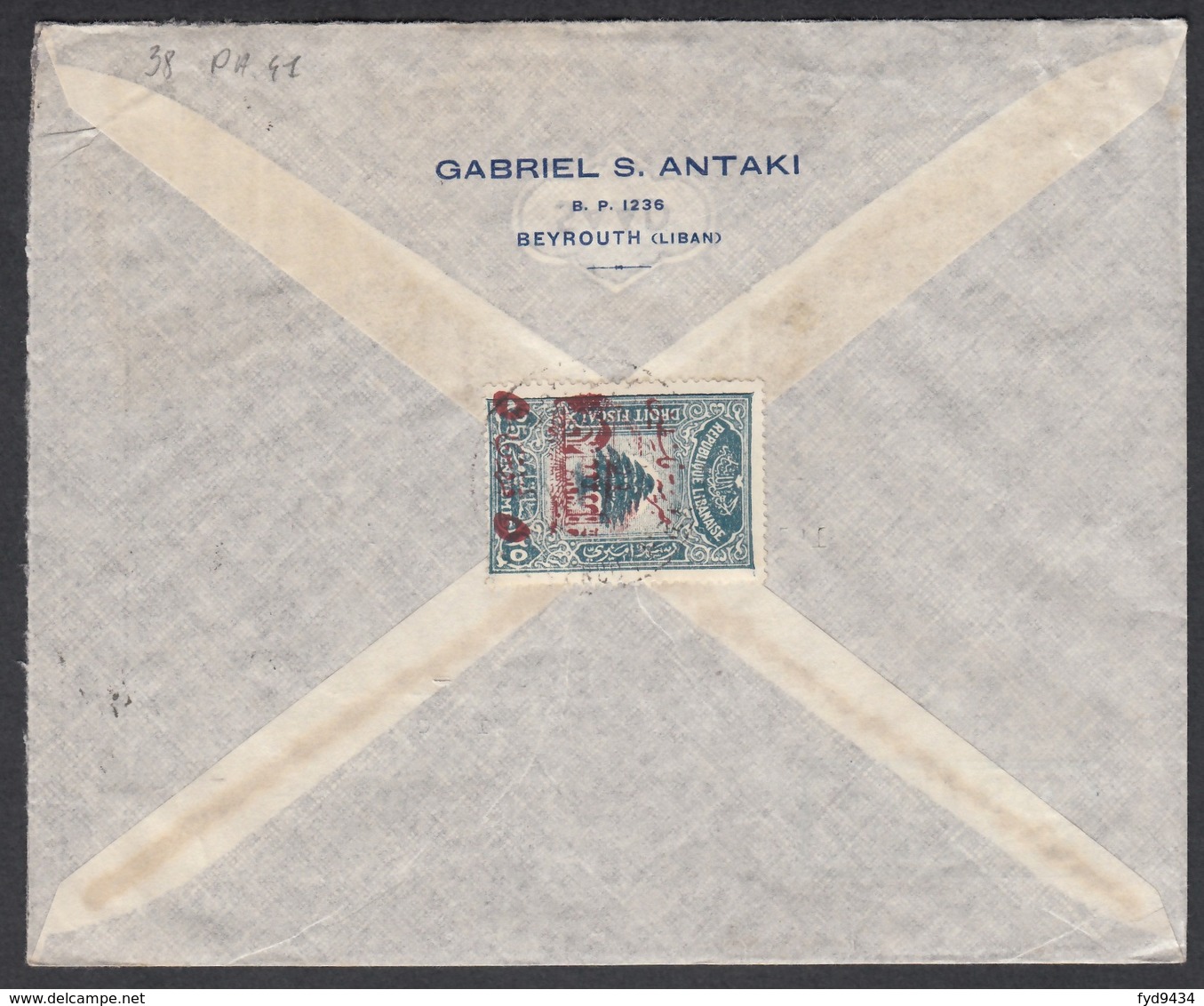 N° 38 + PA N° 41 + Timbre Fiscal Au Verso Sur Lettre Par Avion Oblit. CAD " Beyrputh R.P. 21/11/49 " Pour Paris - Liban